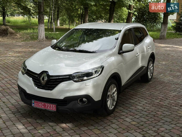 Белый Рено Kadjar, объемом двигателя 1.5 л и пробегом 182 тыс. км за 15500 $, фото 15 на Automoto.ua