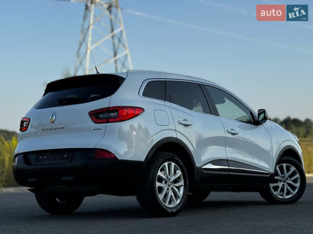 Белый Рено Kadjar, объемом двигателя 1.5 л и пробегом 155 тыс. км за 17700 $, фото 27 на Automoto.ua