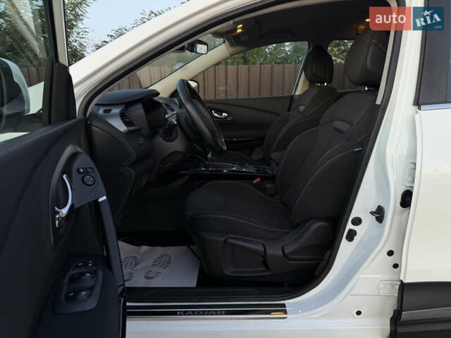 Белый Рено Kadjar, объемом двигателя 1.5 л и пробегом 219 тыс. км за 16600 $, фото 32 на Automoto.ua