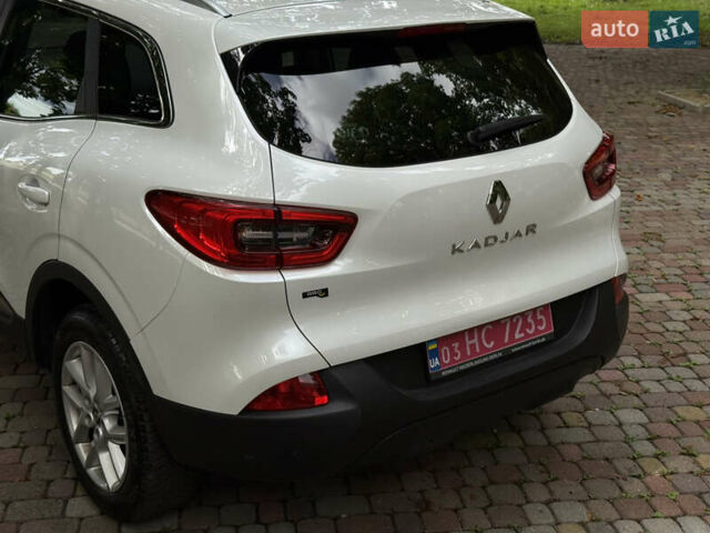 Белый Рено Kadjar, объемом двигателя 1.5 л и пробегом 182 тыс. км за 15500 $, фото 34 на Automoto.ua