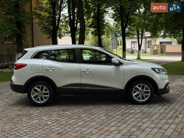 Белый Рено Kadjar, объемом двигателя 1.5 л и пробегом 182 тыс. км за 15500 $, фото 18 на Automoto.ua