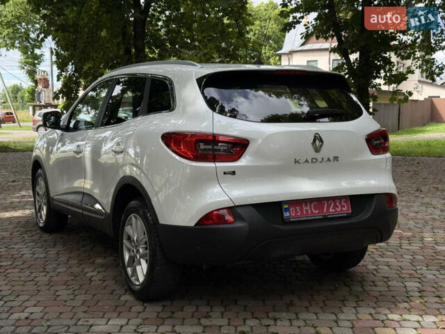 Белый Рено Kadjar, объемом двигателя 1.5 л и пробегом 182 тыс. км за 15500 $, фото 25 на Automoto.ua