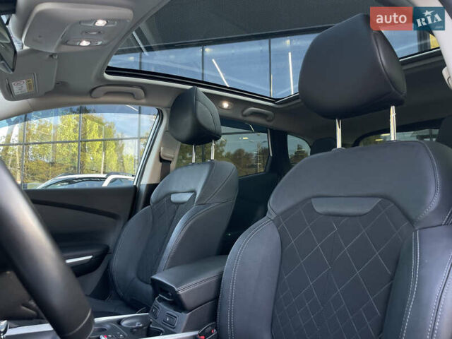 Белый Рено Kadjar, объемом двигателя 1.46 л и пробегом 50 тыс. км за 22500 $, фото 33 на Automoto.ua