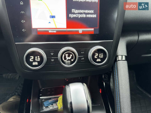 Белый Рено Kadjar, объемом двигателя 1.46 л и пробегом 93 тыс. км за 19600 $, фото 48 на Automoto.ua