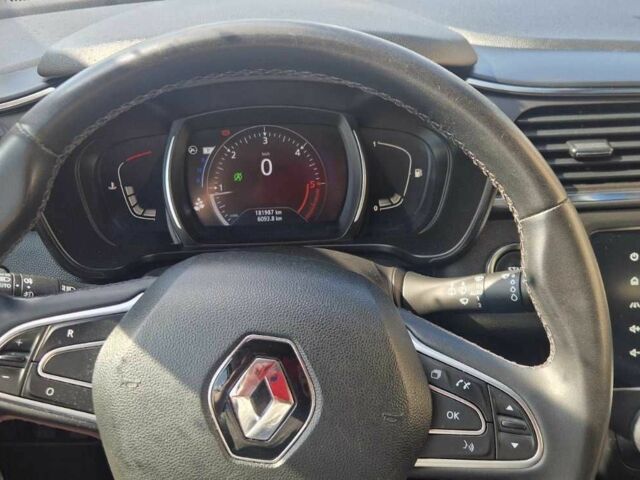 Белый Рено Kadjar, объемом двигателя 1.5 л и пробегом 181 тыс. км за 18000 $, фото 14 на Automoto.ua