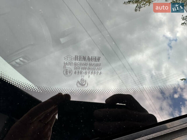 Белый Рено Kadjar, объемом двигателя 1.5 л и пробегом 217 тыс. км за 17845 $, фото 16 на Automoto.ua