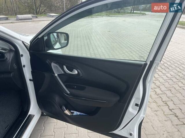 Белый Рено Kadjar, объемом двигателя 1.46 л и пробегом 132 тыс. км за 19200 $, фото 14 на Automoto.ua