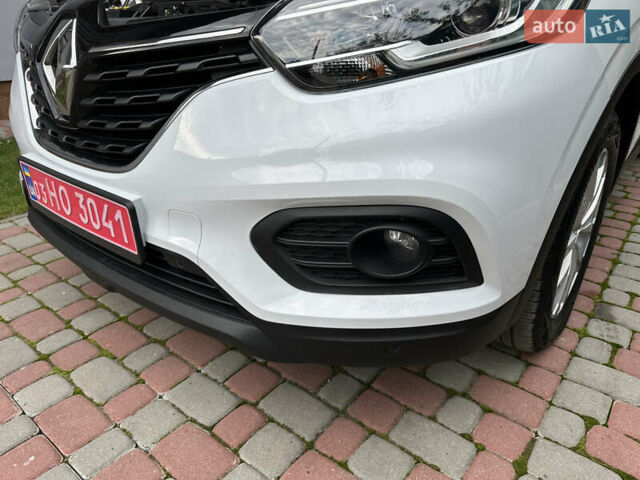Білий Рено Kadjar, об'ємом двигуна 1.5 л та пробігом 217 тис. км за 17833 $, фото 82 на Automoto.ua