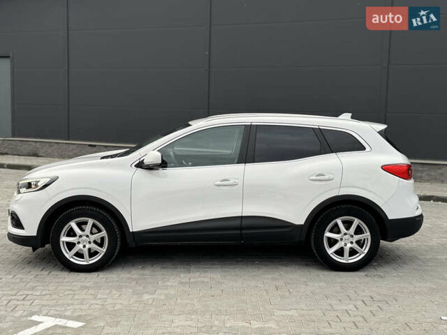 Белый Рено Kadjar, объемом двигателя 1.46 л и пробегом 93 тыс. км за 19600 $, фото 12 на Automoto.ua