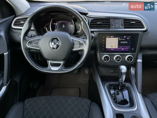 Белый Рено Kadjar, объемом двигателя 1.46 л и пробегом 50 тыс. км за 22500 $, фото 18 на Automoto.ua