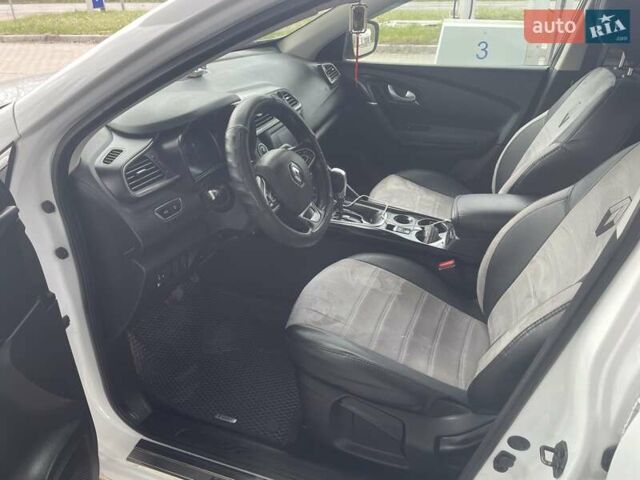 Белый Рено Kadjar, объемом двигателя 1.46 л и пробегом 132 тыс. км за 19200 $, фото 6 на Automoto.ua