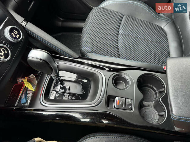 Белый Рено Kadjar, объемом двигателя 1.46 л и пробегом 93 тыс. км за 19600 $, фото 49 на Automoto.ua