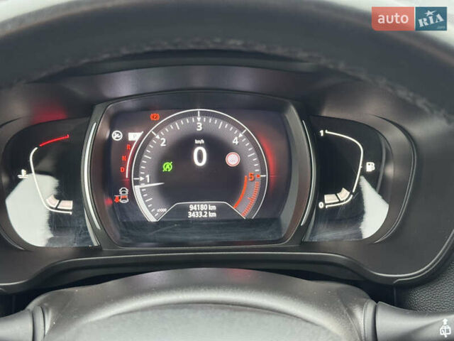 Белый Рено Kadjar, объемом двигателя 1.46 л и пробегом 93 тыс. км за 19600 $, фото 44 на Automoto.ua