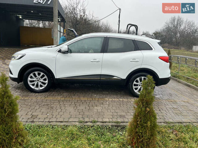 Білий Рено Kadjar, об'ємом двигуна 1.5 л та пробігом 180 тис. км за 17500 $, фото 2 на Automoto.ua