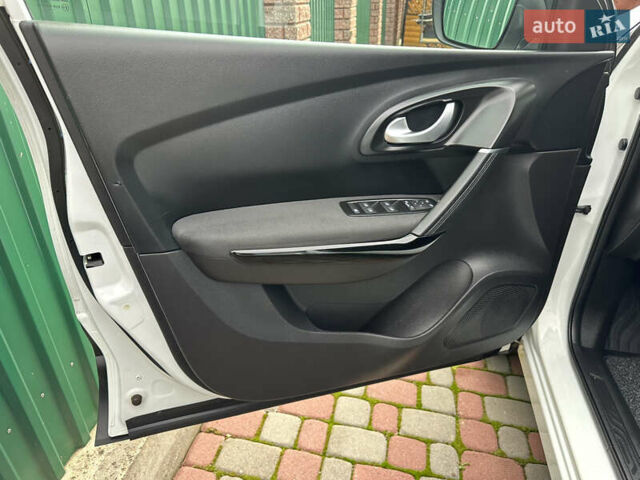 Білий Рено Kadjar, об'ємом двигуна 1.5 л та пробігом 217 тис. км за 17833 $, фото 18 на Automoto.ua