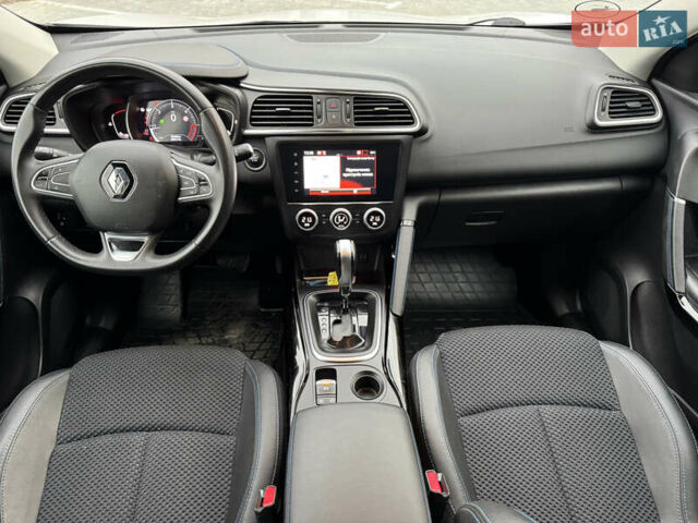 Белый Рено Kadjar, объемом двигателя 1.46 л и пробегом 93 тыс. км за 19600 $, фото 32 на Automoto.ua