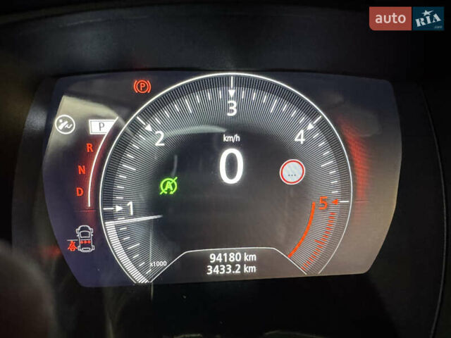 Белый Рено Kadjar, объемом двигателя 1.46 л и пробегом 93 тыс. км за 19600 $, фото 45 на Automoto.ua