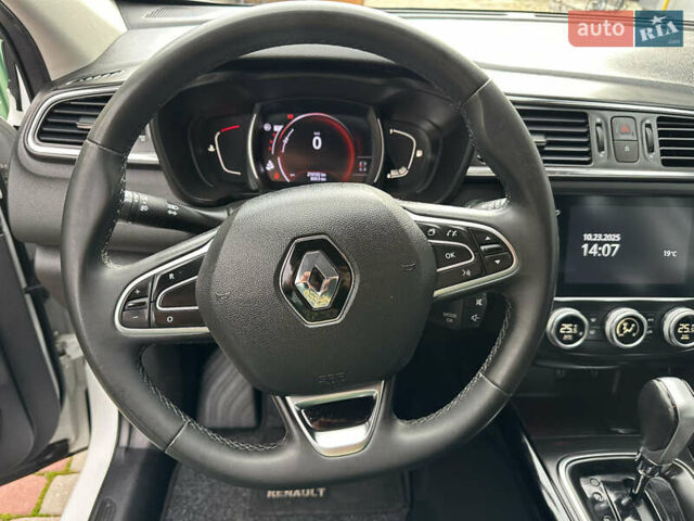 Білий Рено Kadjar, об'ємом двигуна 1.5 л та пробігом 217 тис. км за 17833 $, фото 23 на Automoto.ua