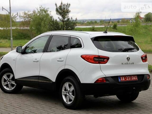 Белый Рено Kadjar, объемом двигателя 1.5 л и пробегом 152 тыс. км за 17800 $, фото 41 на Automoto.ua