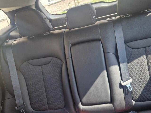 Белый Рено Kadjar, объемом двигателя 1.5 л и пробегом 181 тыс. км за 17500 $, фото 15 на Automoto.ua