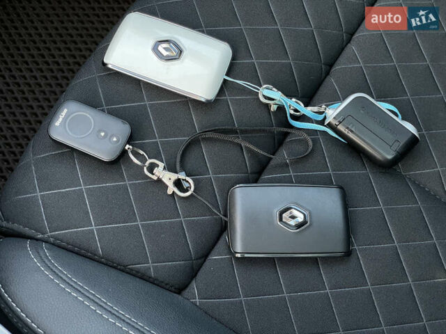 Белый Рено Kadjar, объемом двигателя 1.46 л и пробегом 50 тыс. км за 22500 $, фото 40 на Automoto.ua