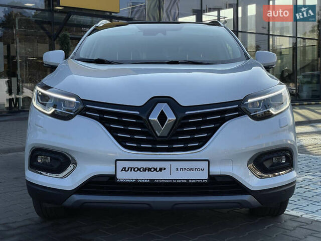 Белый Рено Kadjar, объемом двигателя 1.46 л и пробегом 50 тыс. км за 22500 $, фото 4 на Automoto.ua