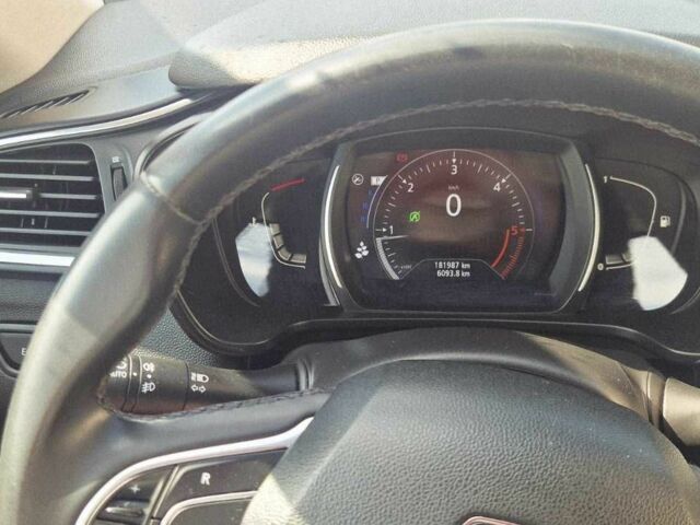 Белый Рено Kadjar, объемом двигателя 1.5 л и пробегом 181 тыс. км за 17500 $, фото 11 на Automoto.ua