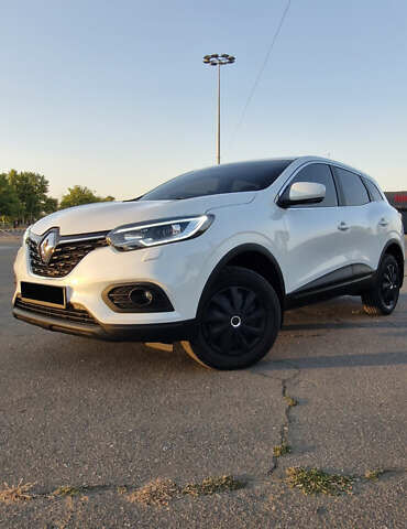 Білий Рено Kadjar, об'ємом двигуна 1.2 л та пробігом 51 тис. км за 18300 $, фото 9 на Automoto.ua