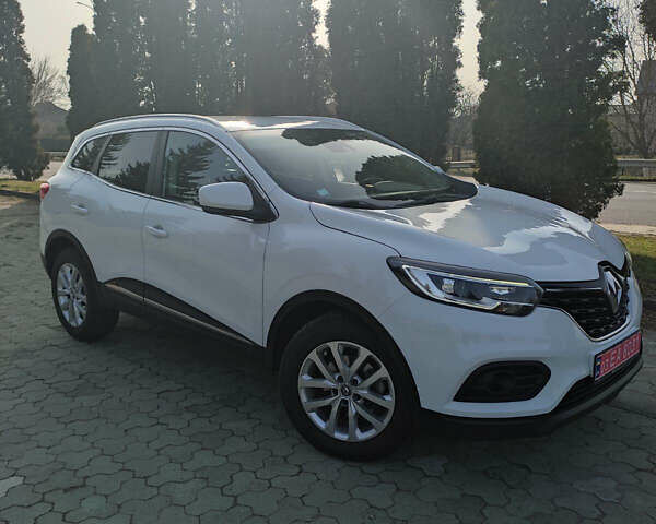 Белый Рено Kadjar, объемом двигателя 1.5 л и пробегом 135 тыс. км за 18700 $, фото 19 на Automoto.ua