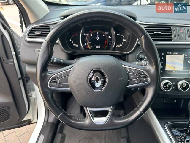 Белый Рено Kadjar, объемом двигателя 1.46 л и пробегом 50 тыс. км за 22300 $, фото 39 на Automoto.ua