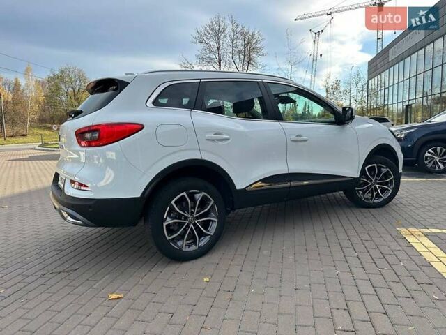 Белый Рено Kadjar, объемом двигателя 1.46 л и пробегом 50 тыс. км за 22300 $, фото 27 на Automoto.ua