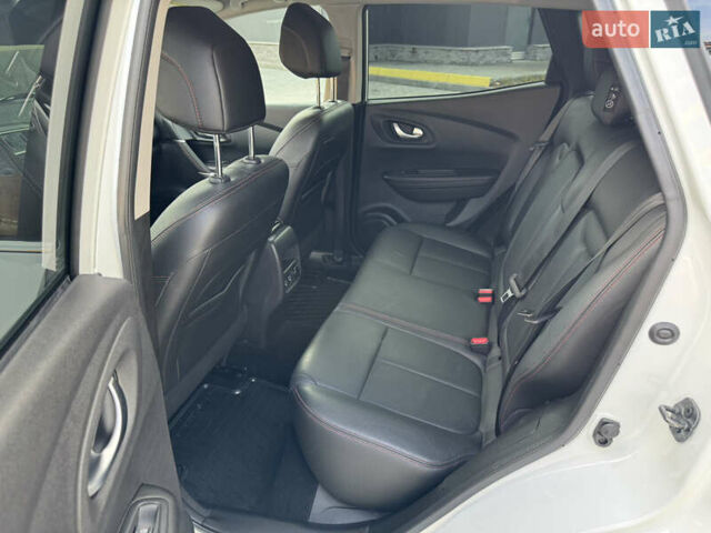 Білий Рено Kadjar, об'ємом двигуна 1.46 л та пробігом 190 тис. км за 18700 $, фото 41 на Automoto.ua