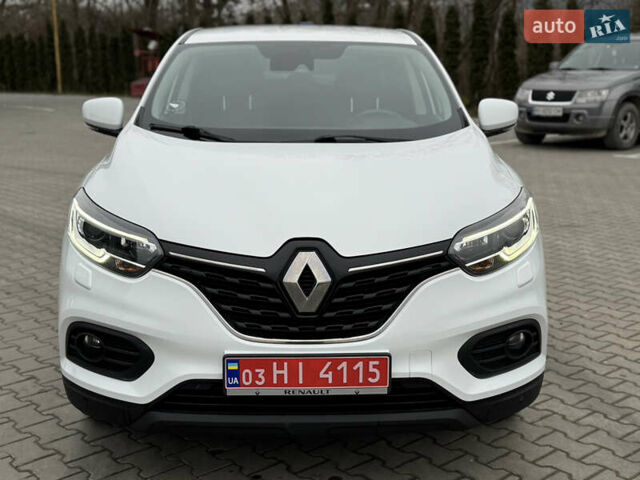Білий Рено Kadjar, об'ємом двигуна 1.46 л та пробігом 191 тис. км за 18800 $, фото 6 на Automoto.ua