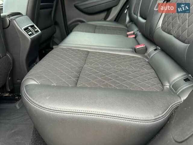 Белый Рено Kadjar, объемом двигателя 1.46 л и пробегом 50 тыс. км за 22300 $, фото 67 на Automoto.ua