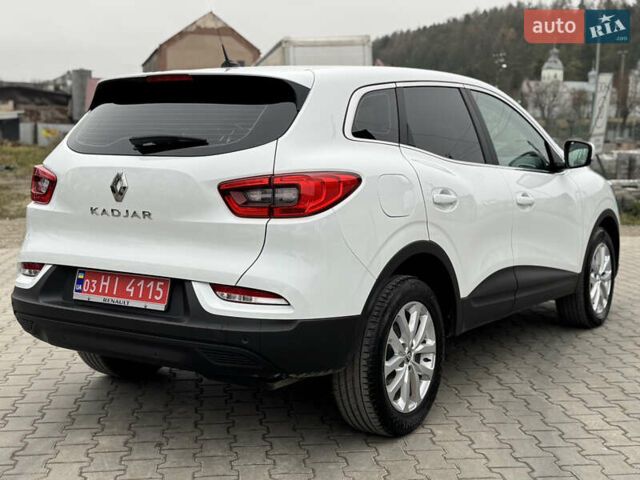 Білий Рено Kadjar, об'ємом двигуна 1.46 л та пробігом 191 тис. км за 18800 $, фото 9 на Automoto.ua