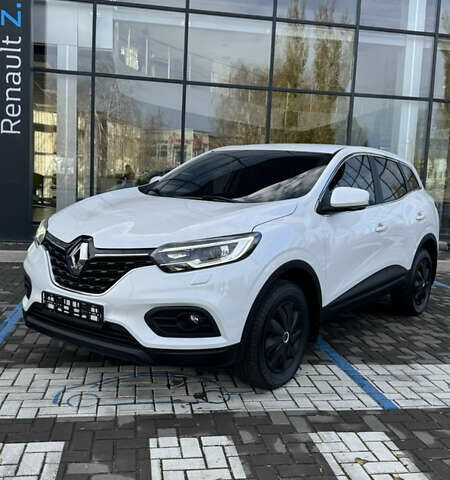 Белый Рено Kadjar, объемом двигателя 1.2 л и пробегом 51 тыс. км за 15700 $, фото 1 на Automoto.ua