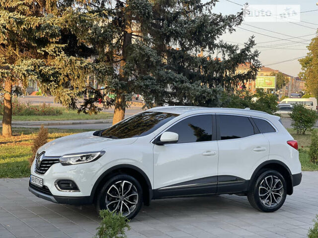 Белый Рено Kadjar, объемом двигателя 1.5 л и пробегом 54 тыс. км за 25300 $, фото 20 на Automoto.ua