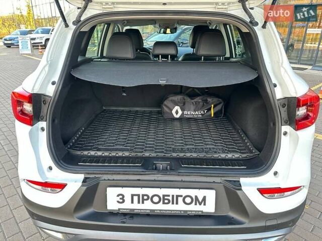 Белый Рено Kadjar, объемом двигателя 1.46 л и пробегом 50 тыс. км за 22300 $, фото 82 на Automoto.ua