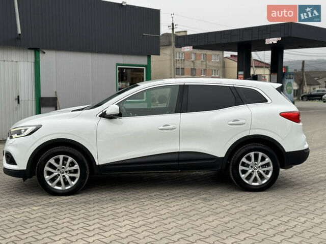 Білий Рено Kadjar, об'ємом двигуна 1.46 л та пробігом 191 тис. км за 18800 $, фото 12 на Automoto.ua