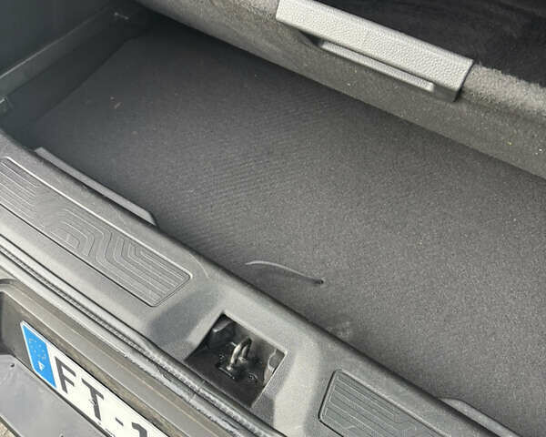 Білий Рено Kadjar, об'ємом двигуна 1.5 л та пробігом 196 тис. км за 17400 $, фото 22 на Automoto.ua