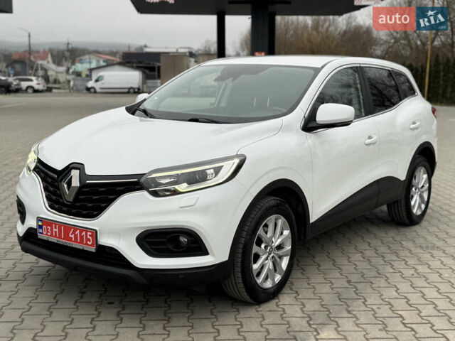 Білий Рено Kadjar, об'ємом двигуна 1.46 л та пробігом 191 тис. км за 18800 $, фото 5 на Automoto.ua