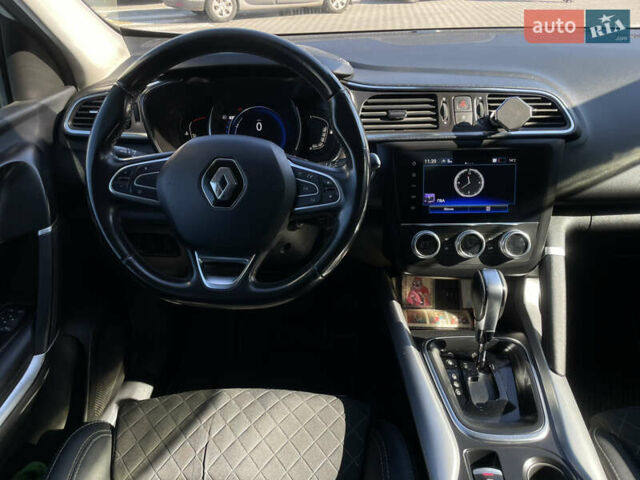 Белый Рено Kadjar, объемом двигателя 1.46 л и пробегом 103 тыс. км за 20900 $, фото 12 на Automoto.ua