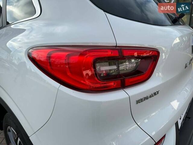 Белый Рено Kadjar, объемом двигателя 1.46 л и пробегом 50 тыс. км за 22300 $, фото 31 на Automoto.ua