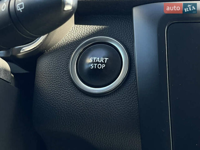 Белый Рено Kadjar, объемом двигателя 1.46 л и пробегом 103 тыс. км за 20900 $, фото 16 на Automoto.ua