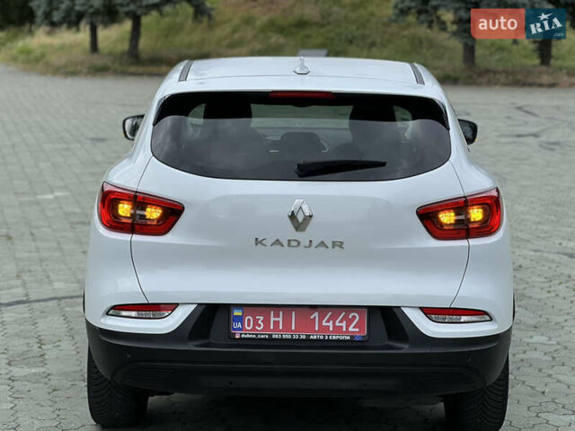 Белый Рено Kadjar, объемом двигателя 1.5 л и пробегом 197 тыс. км за 18300 $, фото 29 на Automoto.ua