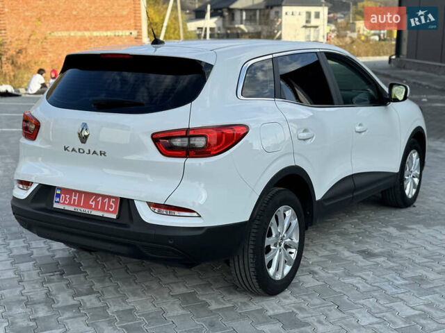 Білий Рено Kadjar, об'ємом двигуна 1.46 л та пробігом 190 тис. км за 18700 $, фото 11 на Automoto.ua