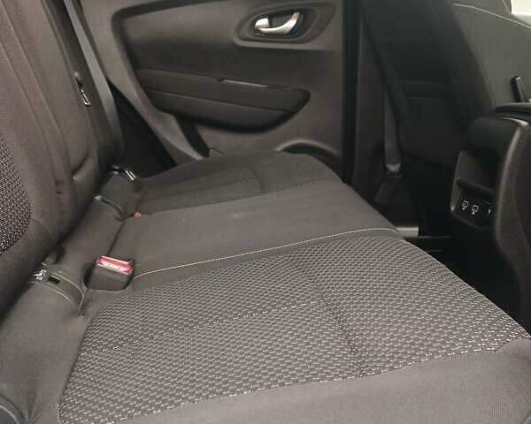 Белый Рено Kadjar, объемом двигателя 1.5 л и пробегом 120 тыс. км за 18799 $, фото 55 на Automoto.ua