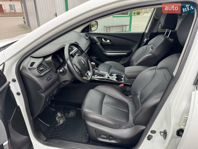 Білий Рено Kadjar, об'ємом двигуна 1.46 л та пробігом 191 тис. км за 18800 $, фото 22 на Automoto.ua