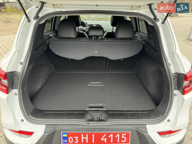 Білий Рено Kadjar, об'ємом двигуна 1.46 л та пробігом 191 тис. км за 18800 $, фото 36 на Automoto.ua