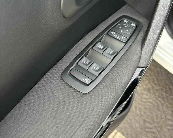 Білий Рено Kadjar, об'ємом двигуна 1.5 л та пробігом 196 тис. км за 17400 $, фото 15 на Automoto.ua